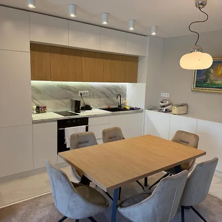 Riverside Apartman *